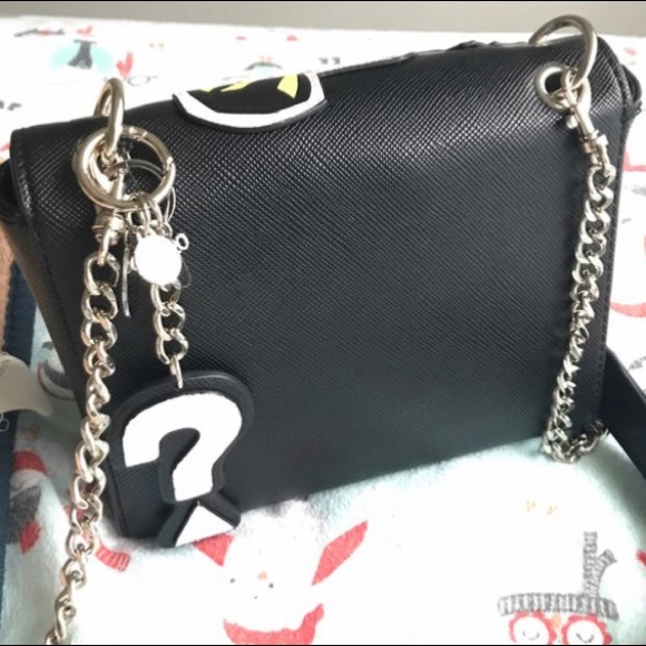 Guess handbag with matching wallet set - Picture 2 of 3